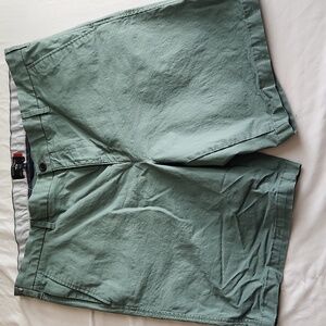 Dockers Men's Light Green Shorts
